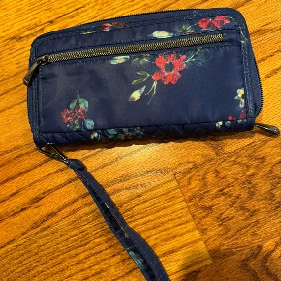 Lug Handspring Wallet - Bouquet Blue - Picture 4 of 4